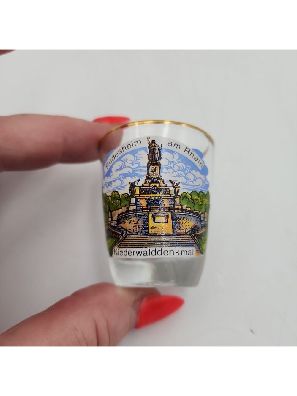 Niederwalddenkmal Rudesheim A Rhein Shot Glass Collectible Souvenir Barware